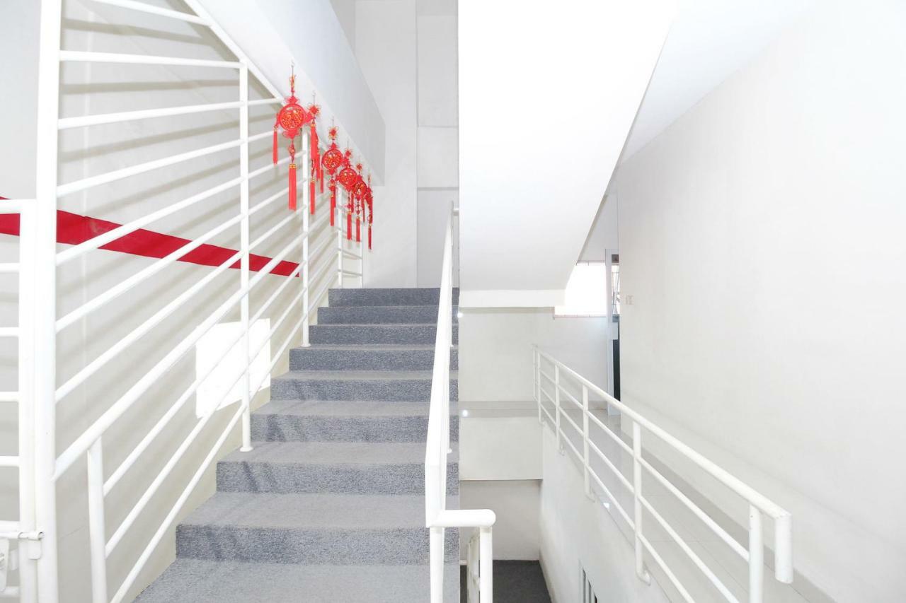 Blossom Resident Blok M Jakarta Exterior photo